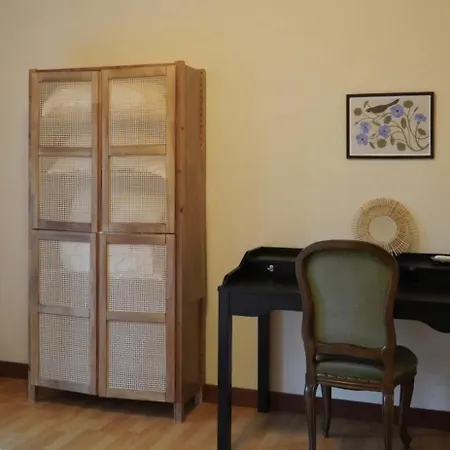 Cozy Aparment With Ac & Free Private Parking 公寓 瓦雷泽