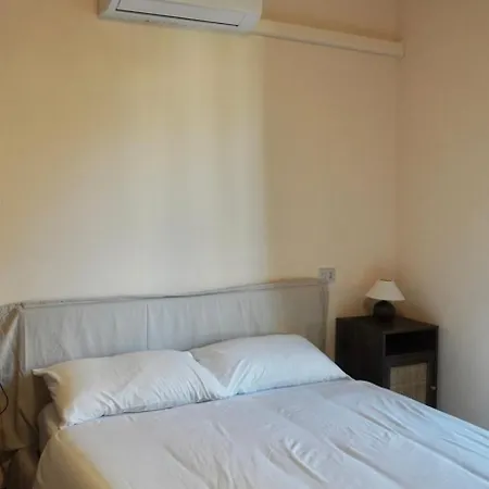 Cozy Aparment With Ac & Free Private Parking *
